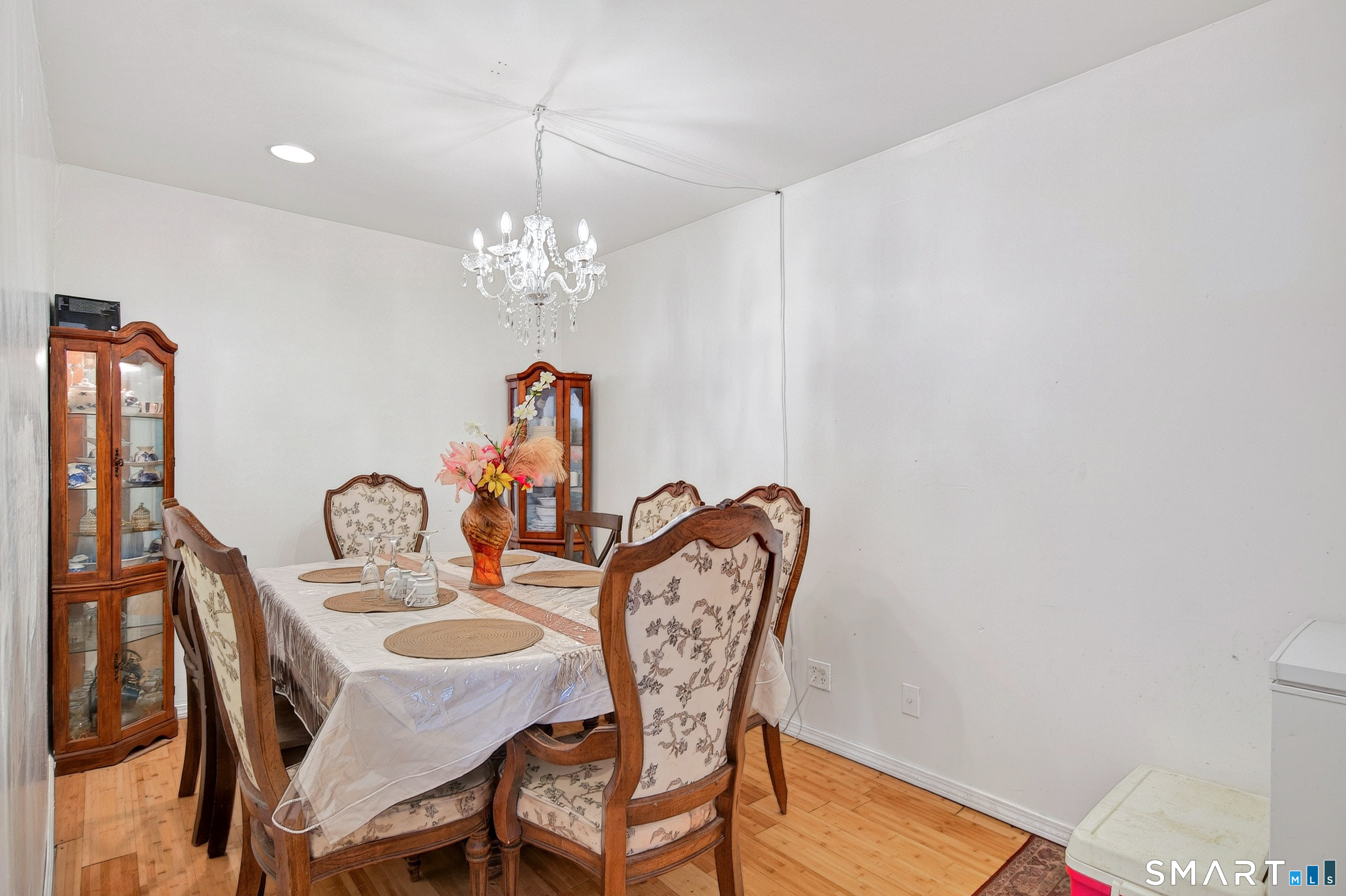 28 Hickory Street Danbury CT 06810