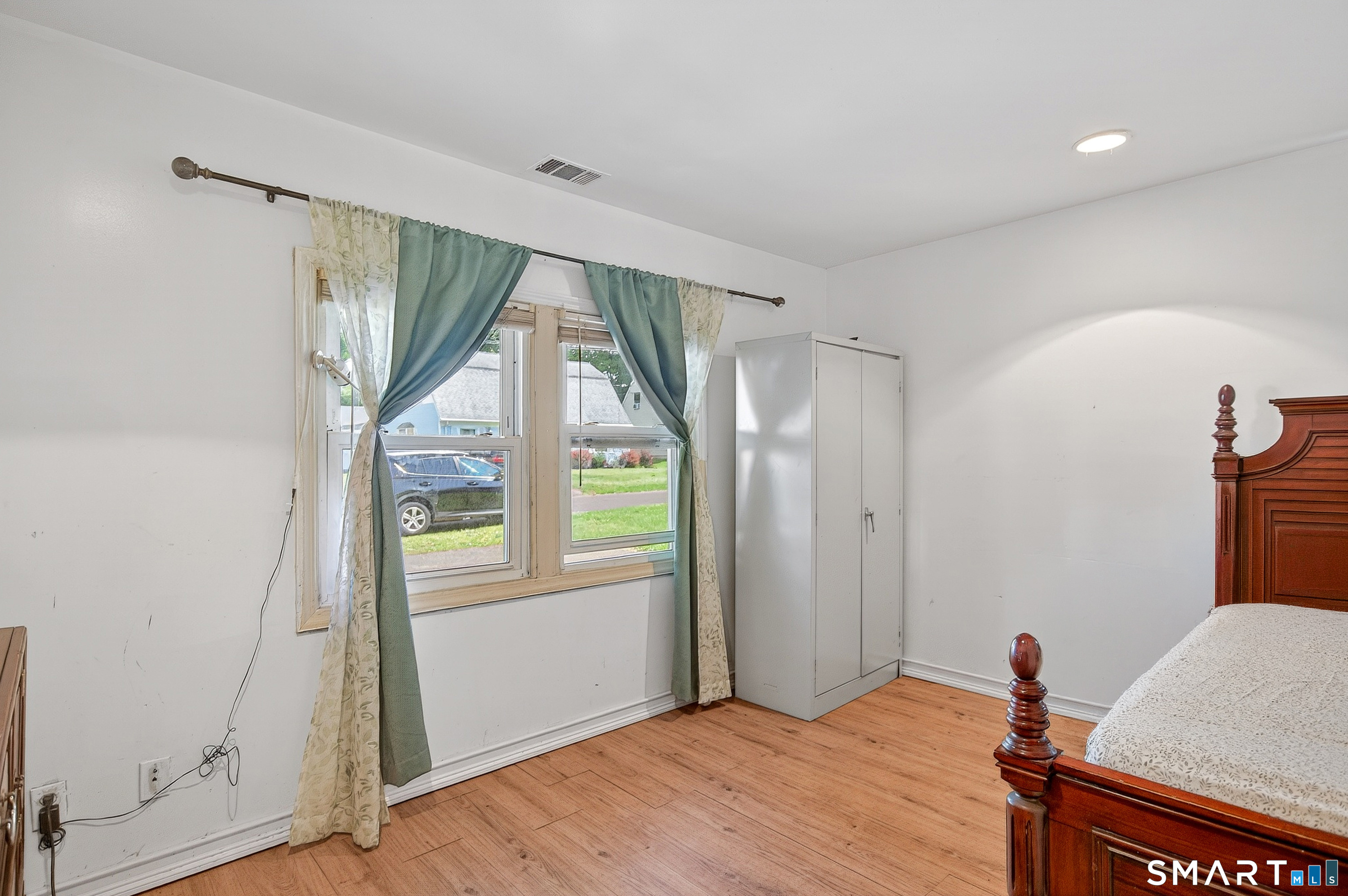 28 Hickory Street Danbury CT 06810