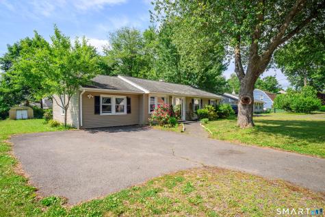 28 Hickory Street Danbury CT 06810