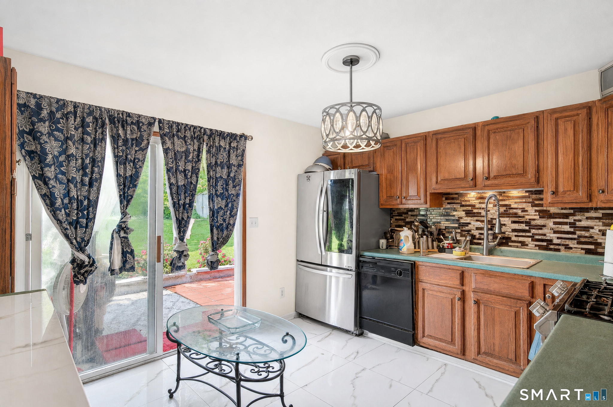 28 Hickory Street Danbury CT 06810