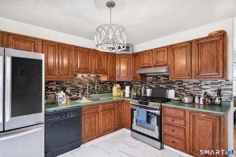 28 Hickory Street Danbury CT 06810