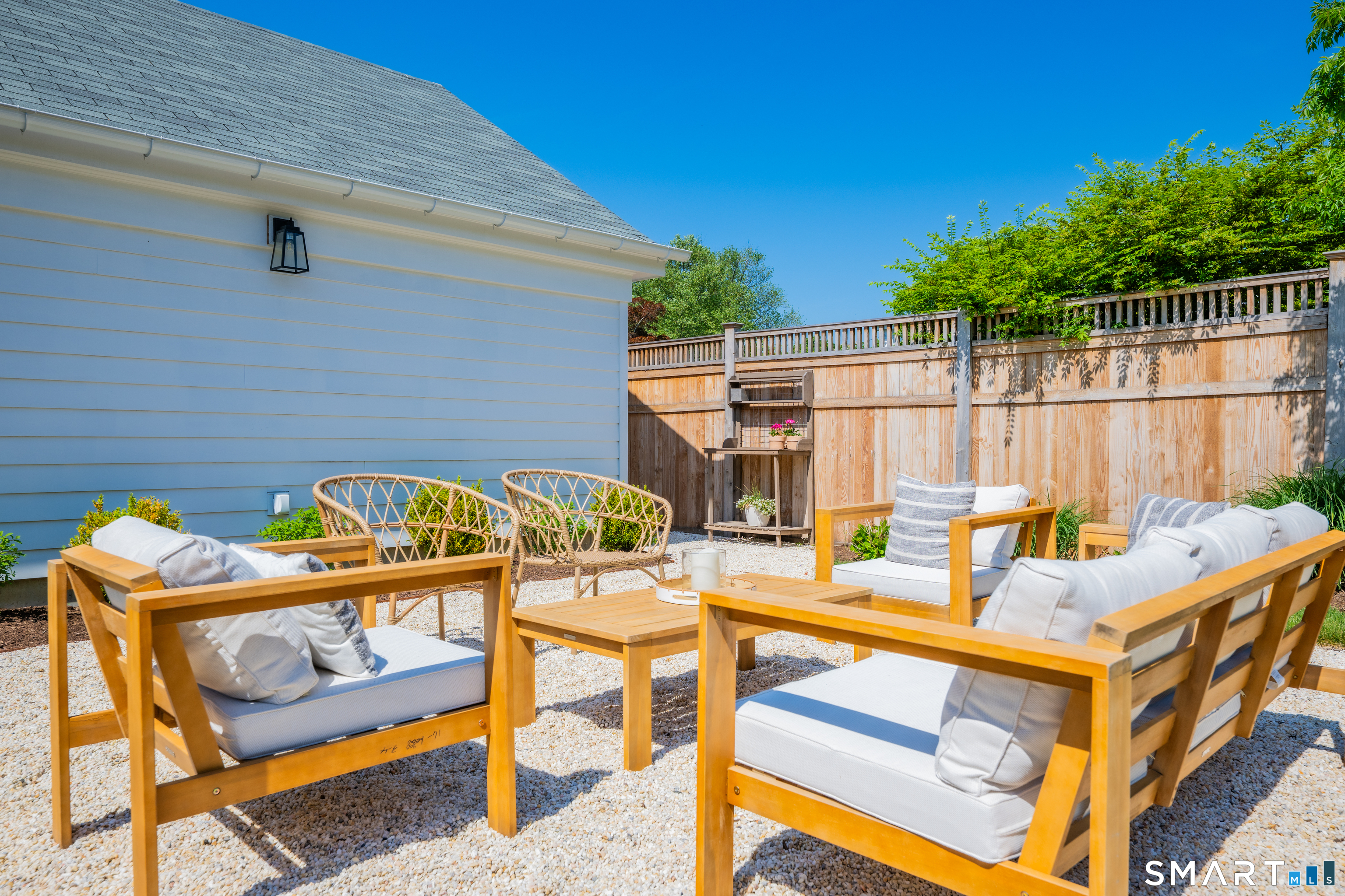 920 Old Post Road Fairfield CT 06824