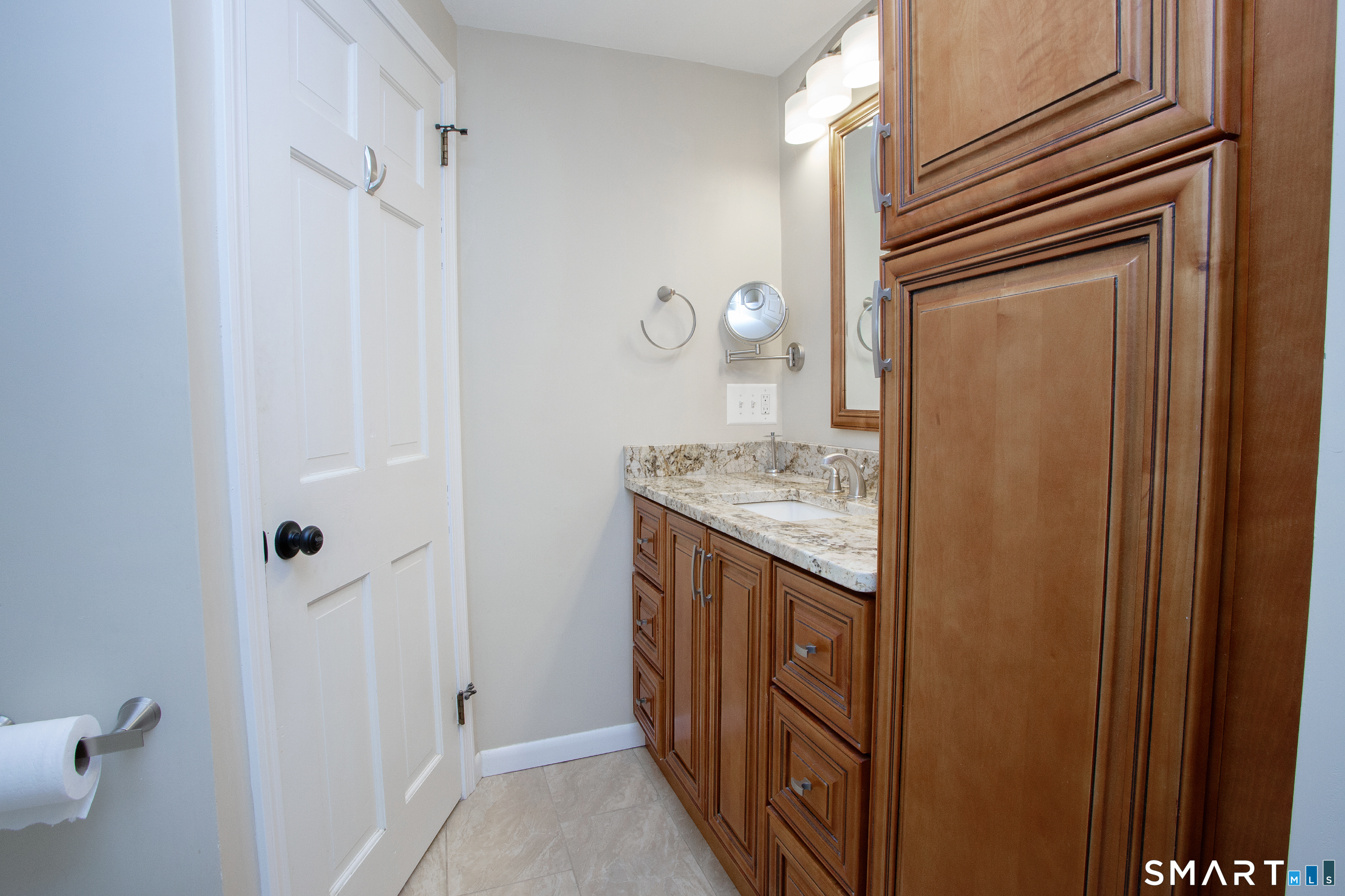 172 Weymouth Road Enfield CT 06082