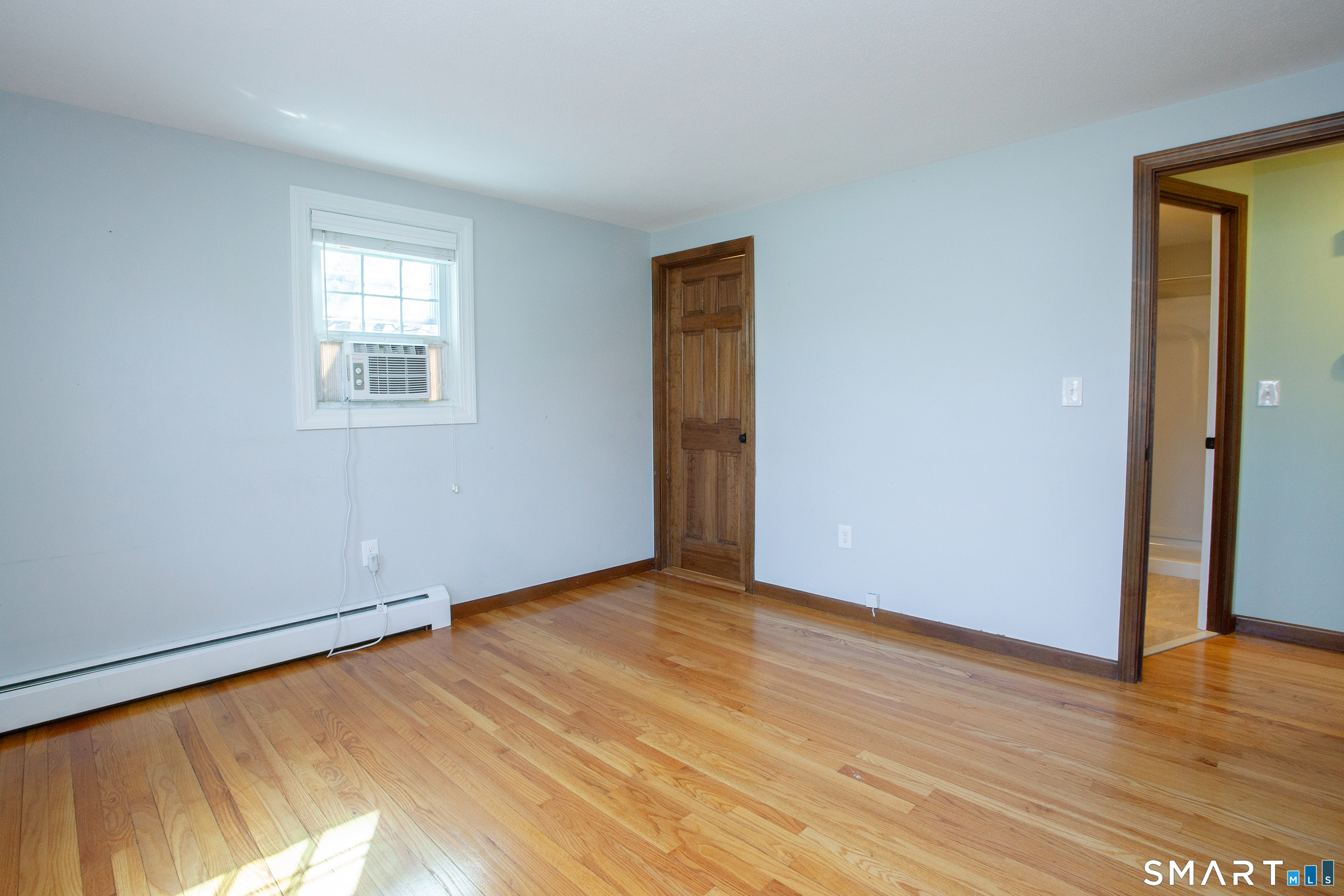 172 Weymouth Road Enfield CT 06082