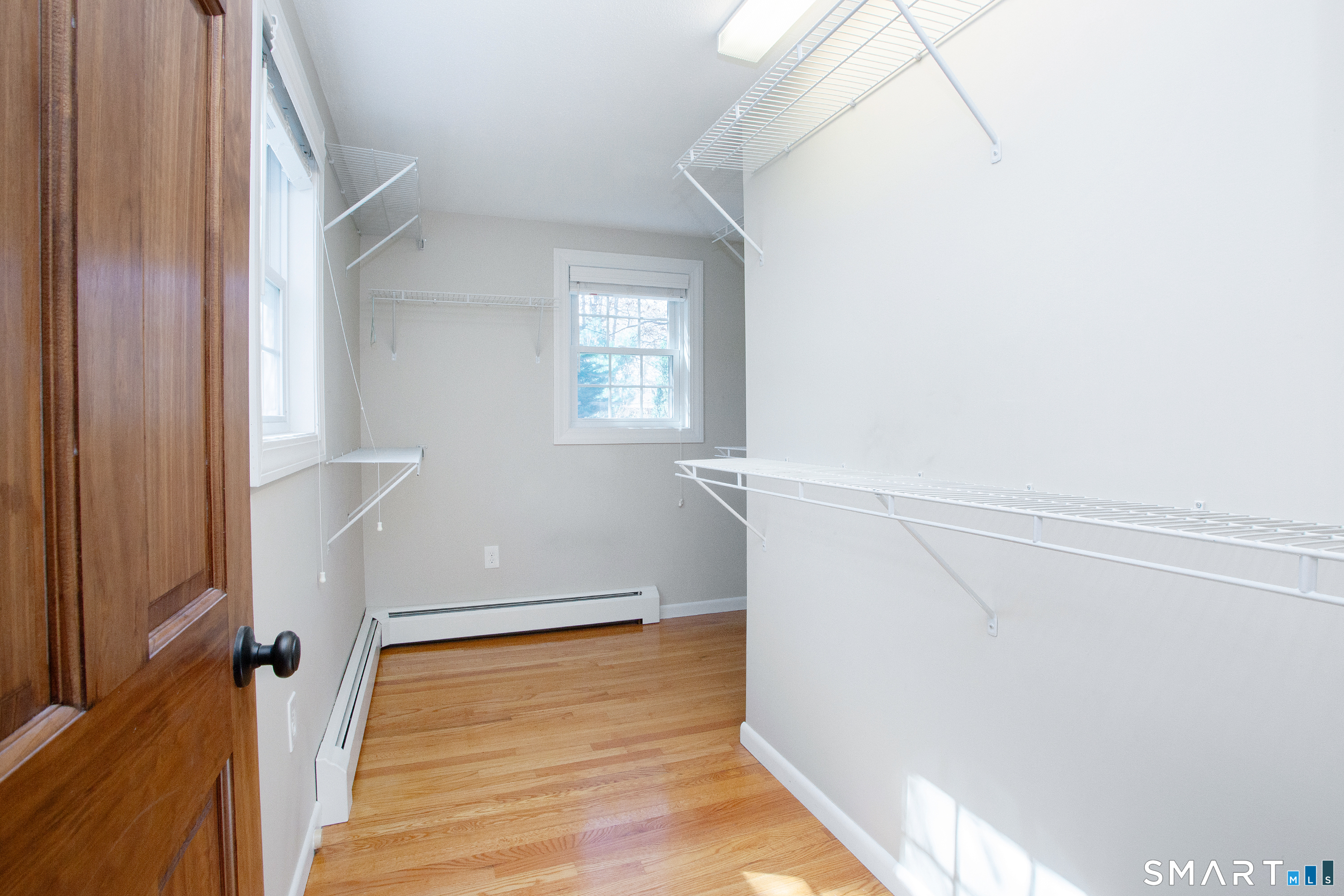 172 Weymouth Road Enfield CT 06082