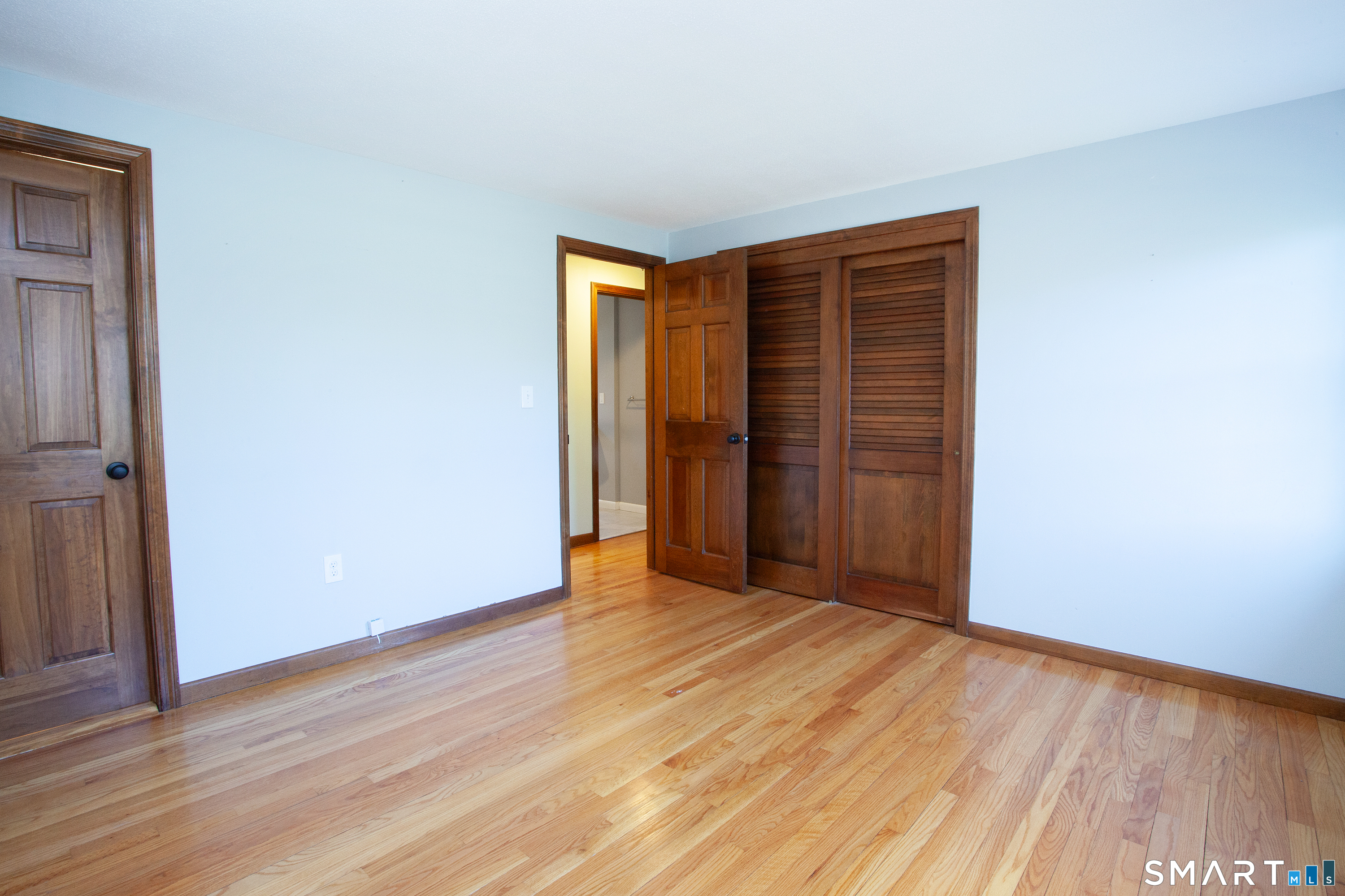 172 Weymouth Road Enfield CT 06082