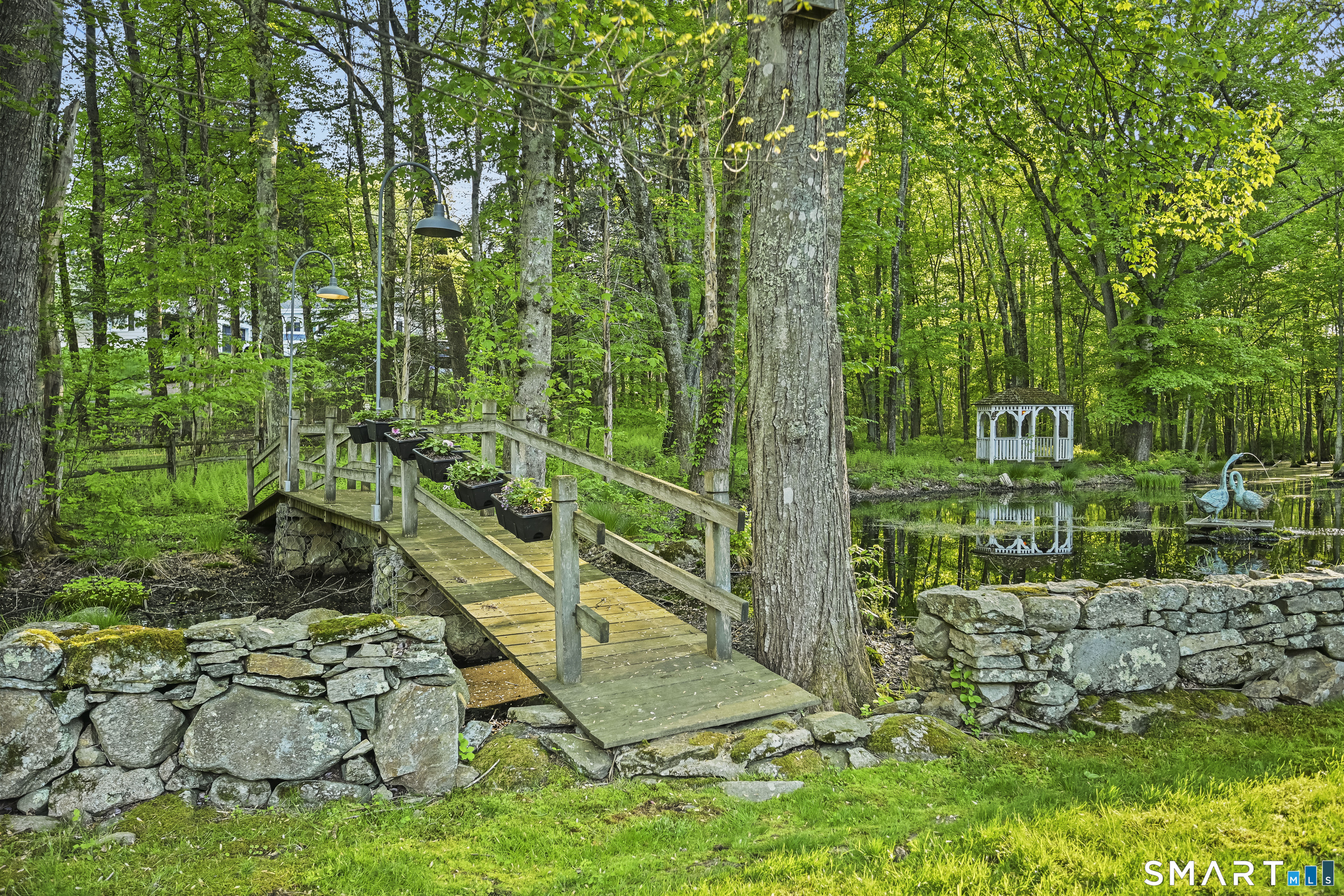 399 North Park Avenue Easton CT 06612