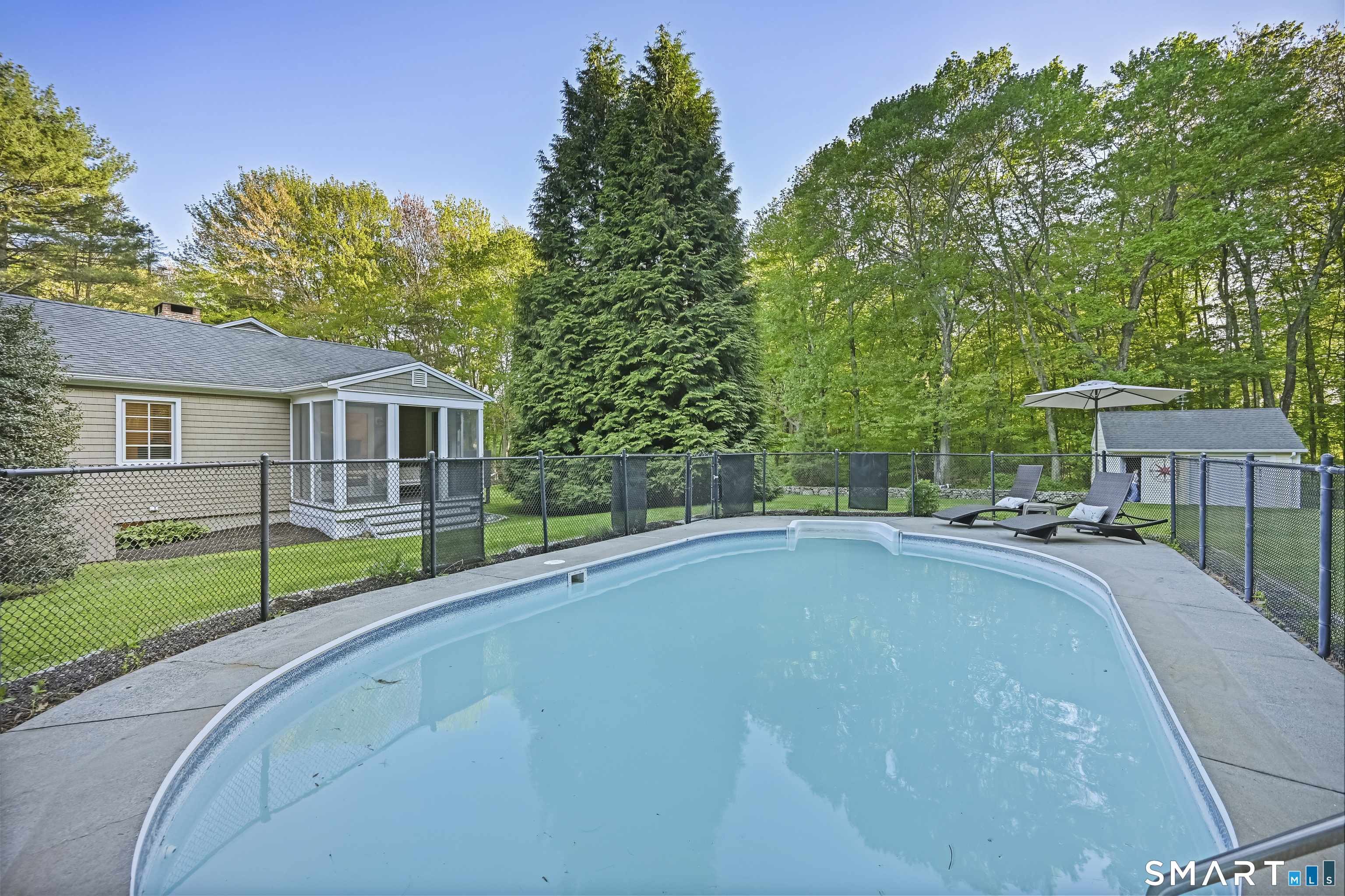 399 North Park Avenue Easton CT 06612