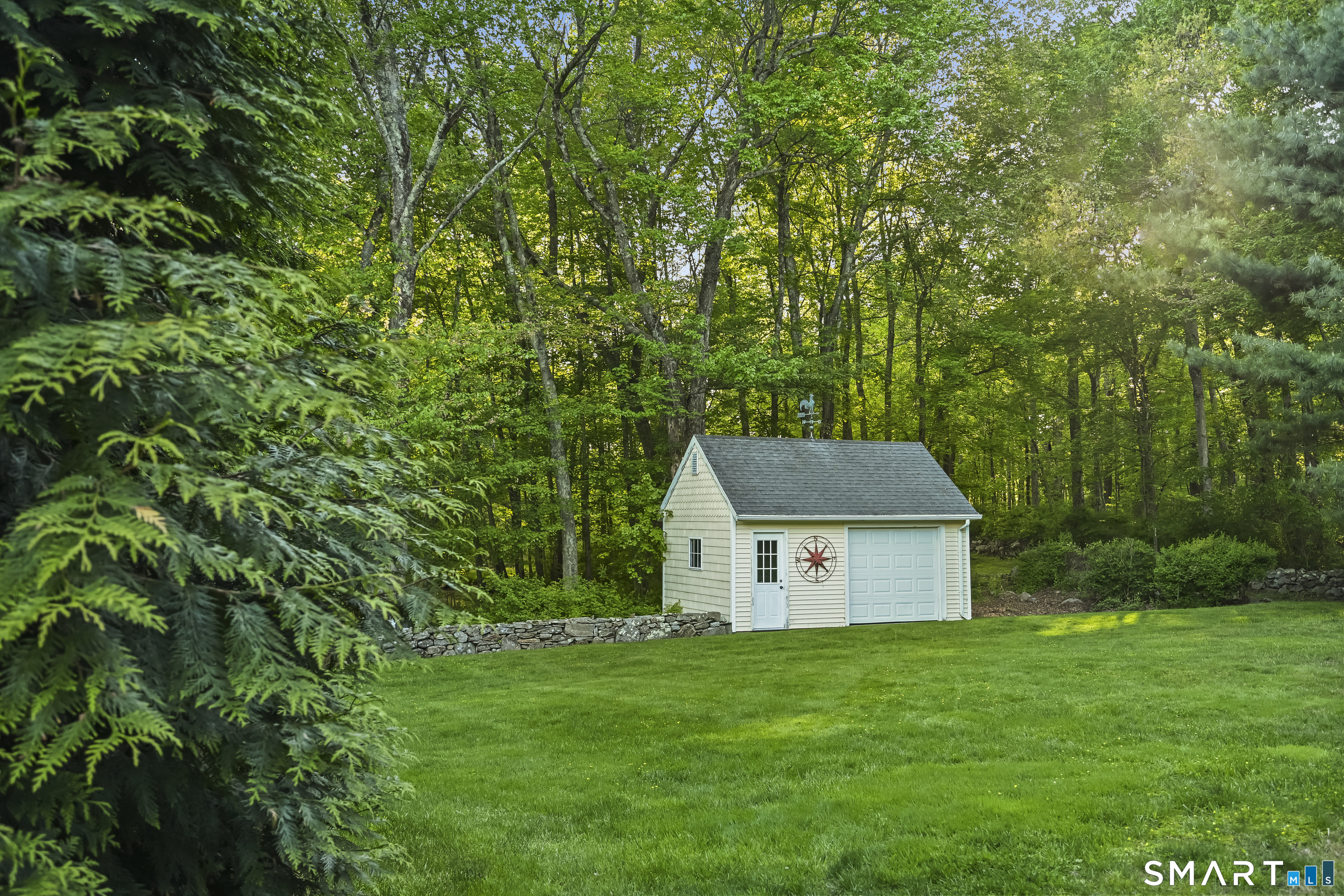 399 North Park Avenue Easton CT 06612
