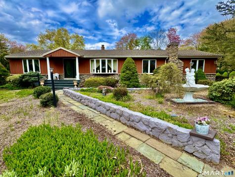 22 Larkspur Drive Trumbull CT 06611