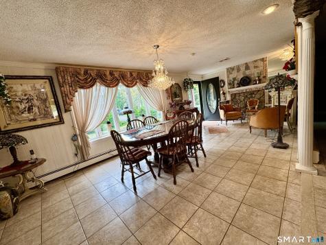 22 Larkspur Drive Trumbull CT 06611