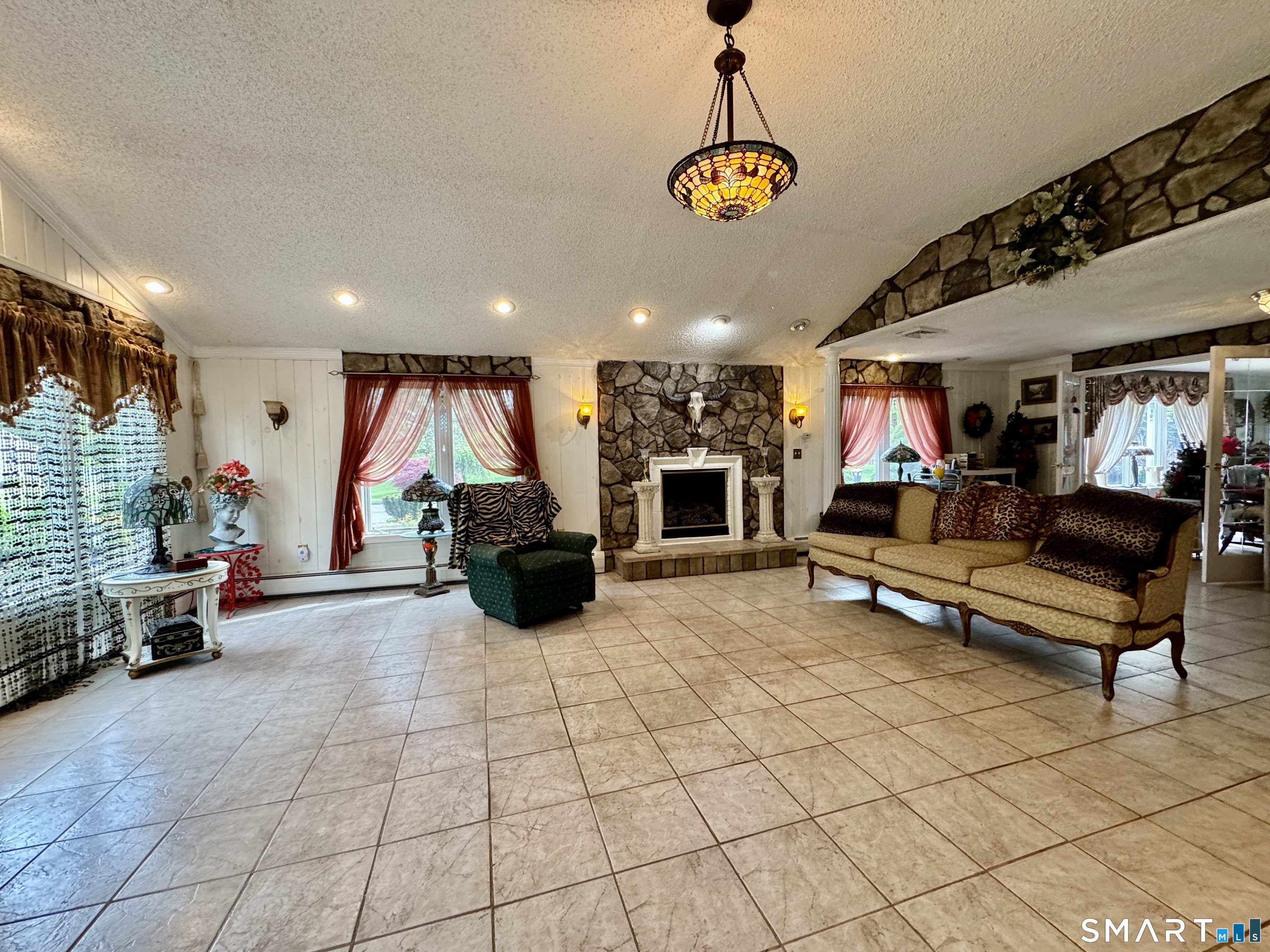 22 Larkspur Drive Trumbull CT 06611