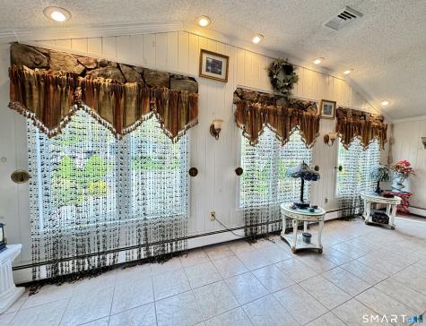 22 Larkspur Drive Trumbull CT 06611