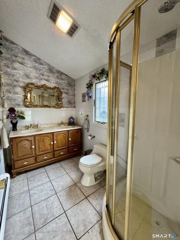 22 Larkspur Drive Trumbull CT 06611
