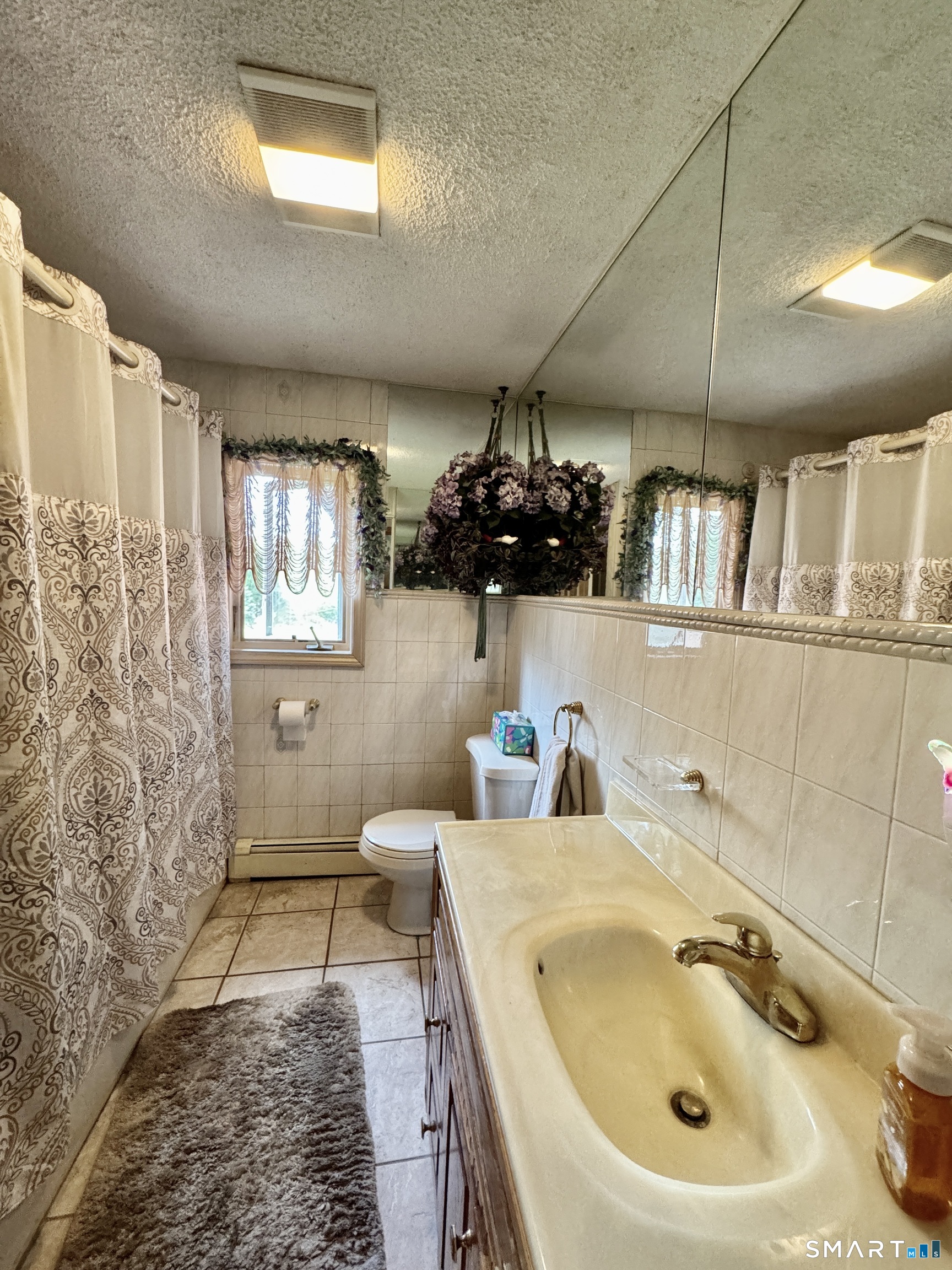 22 Larkspur Drive Trumbull CT 06611