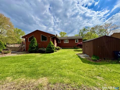22 Larkspur Drive Trumbull CT 06611