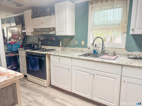 268 Flanders Road Groton CT 06355