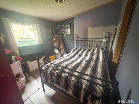 268 Flanders Road Groton CT 06355