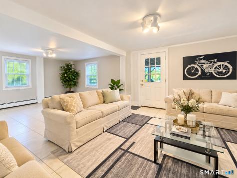 11 Joan Road Stamford CT 06905