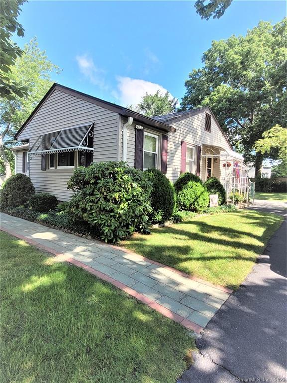 20 Nutmeg Avenue Enfield CT 06082
