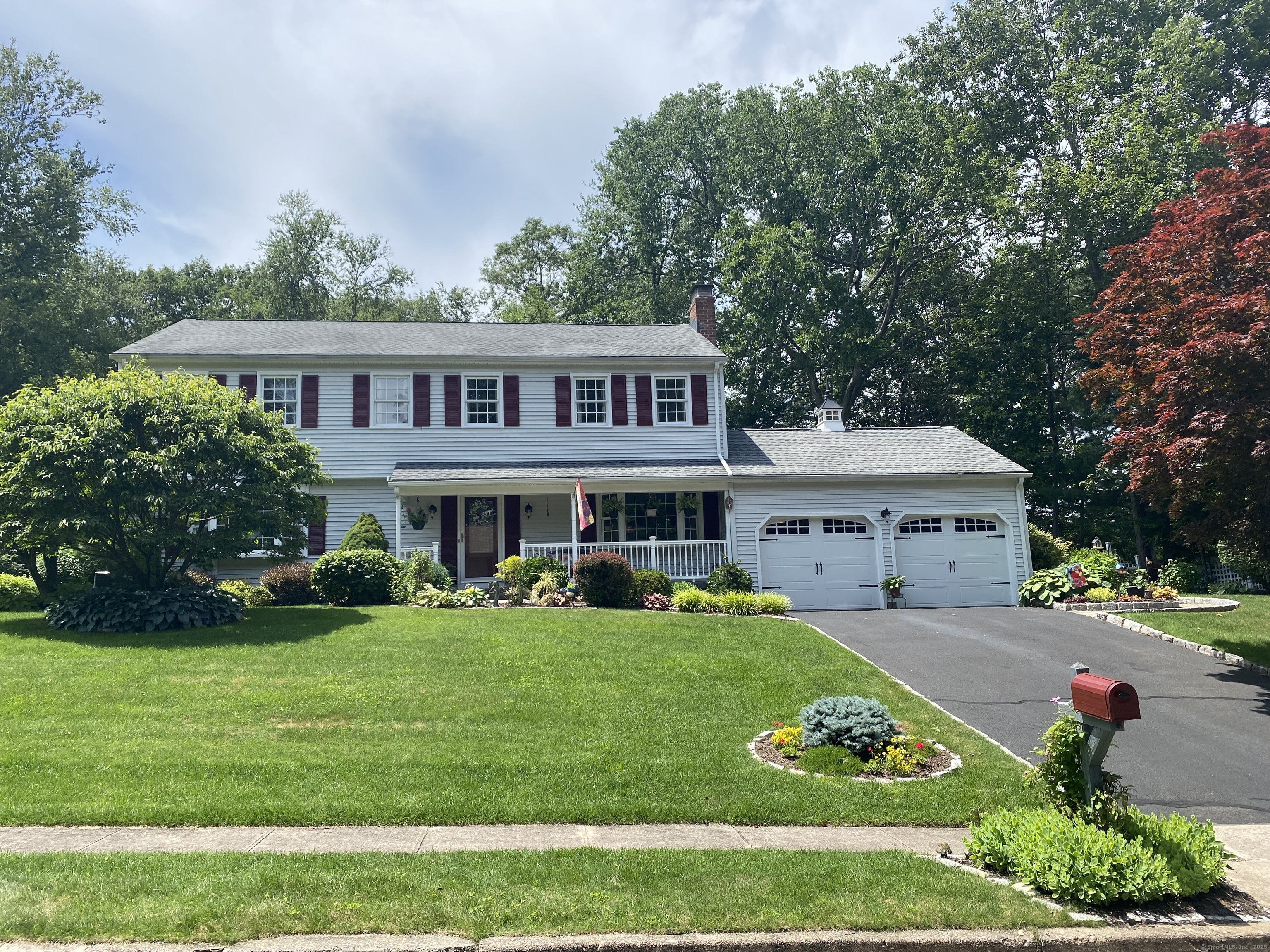 15 Royalwood Court Cheshire CT 06410