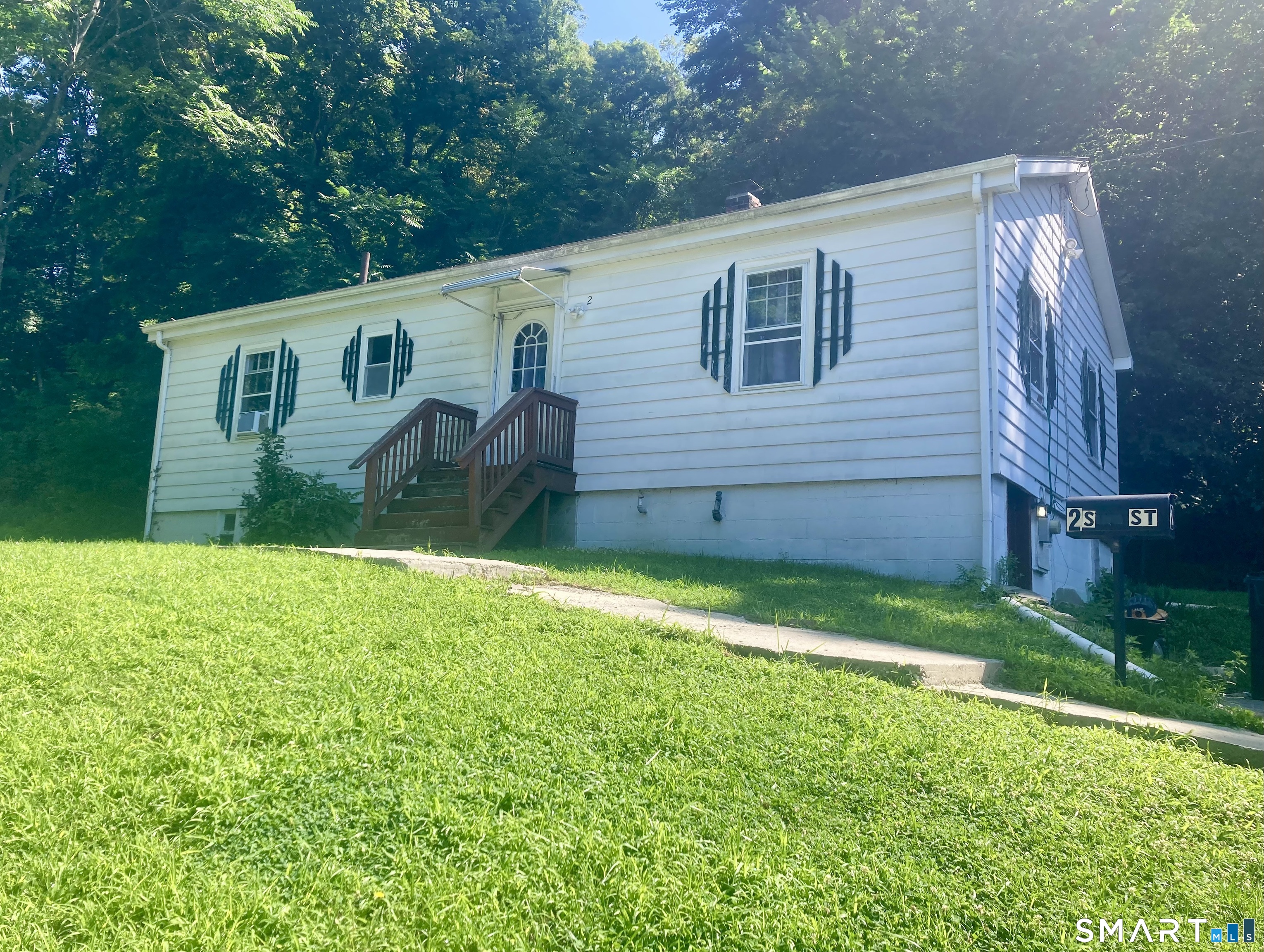 2 School Street Norwich CT 06360