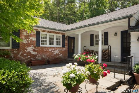 33 Wells Hill Road Salisbury CT 06039