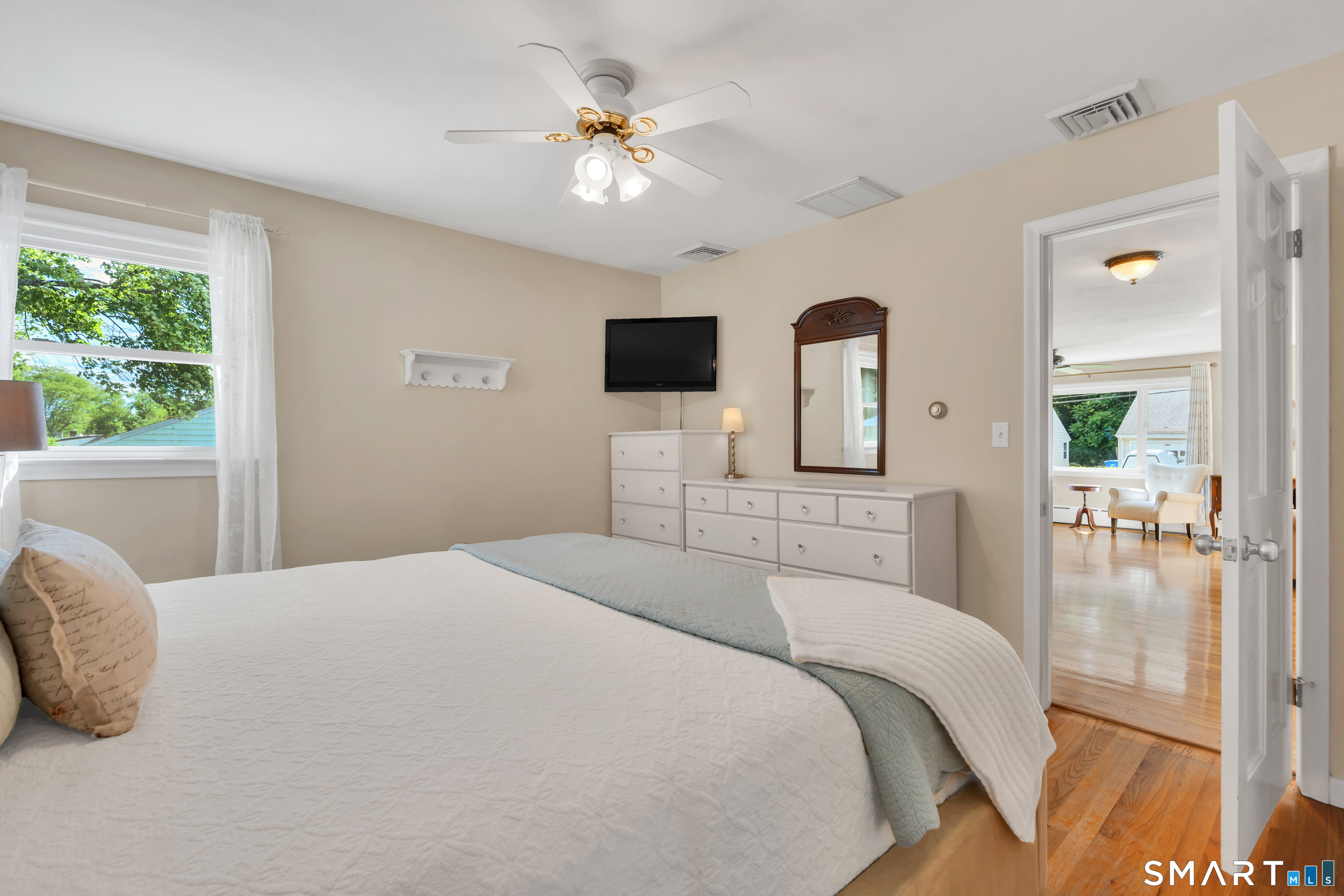 187 Blue Hills Avenue Hamden CT 06514