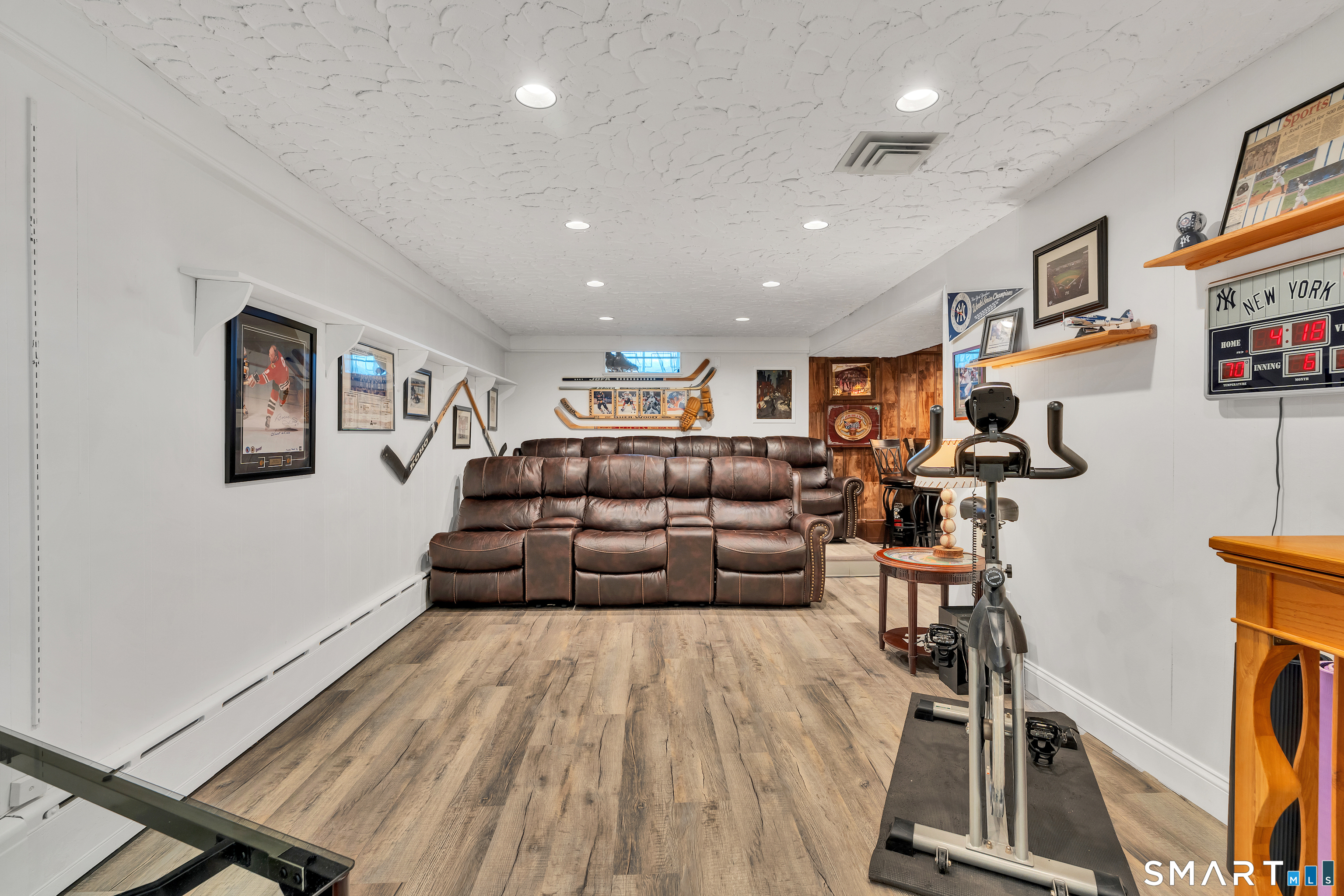 187 Blue Hills Avenue Hamden CT 06514