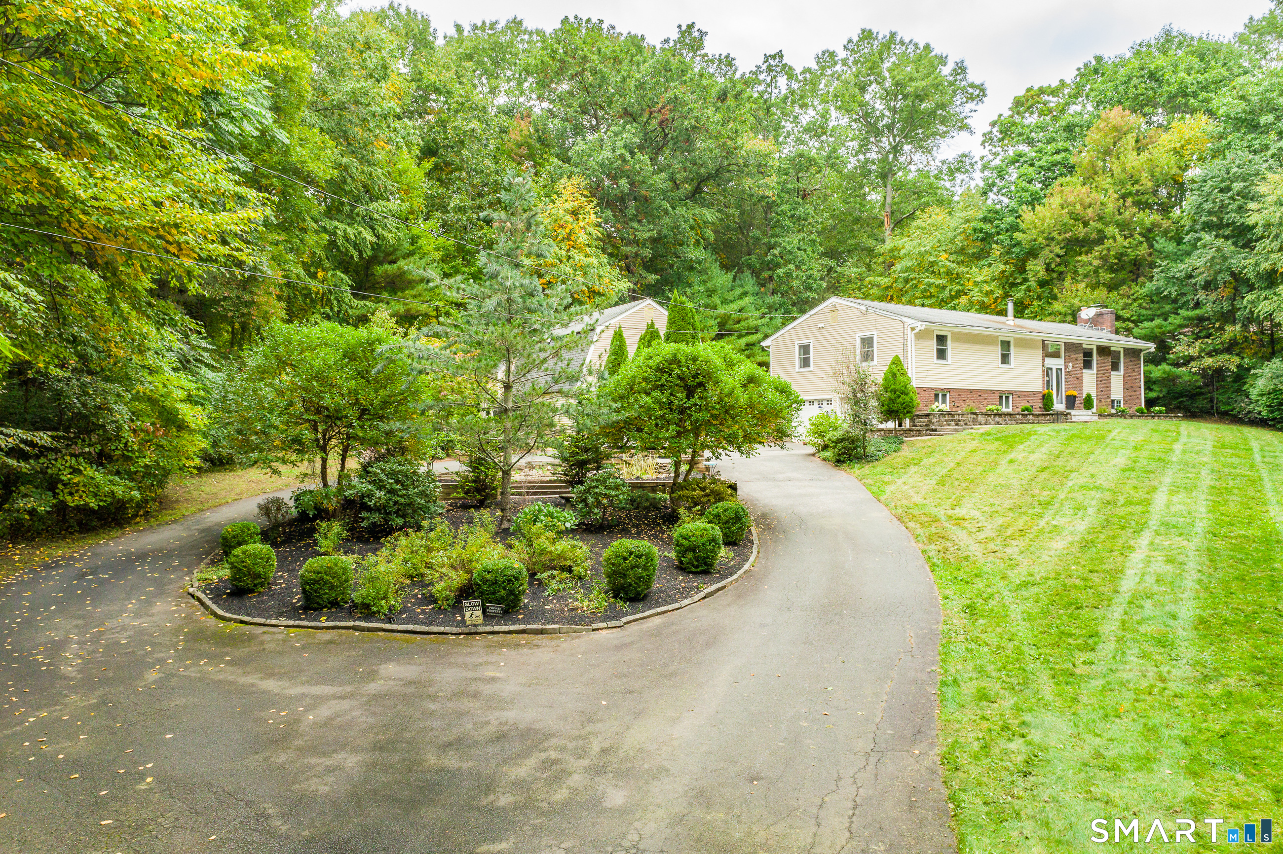 508 Oakwood Drive Glastonbury CT 06033