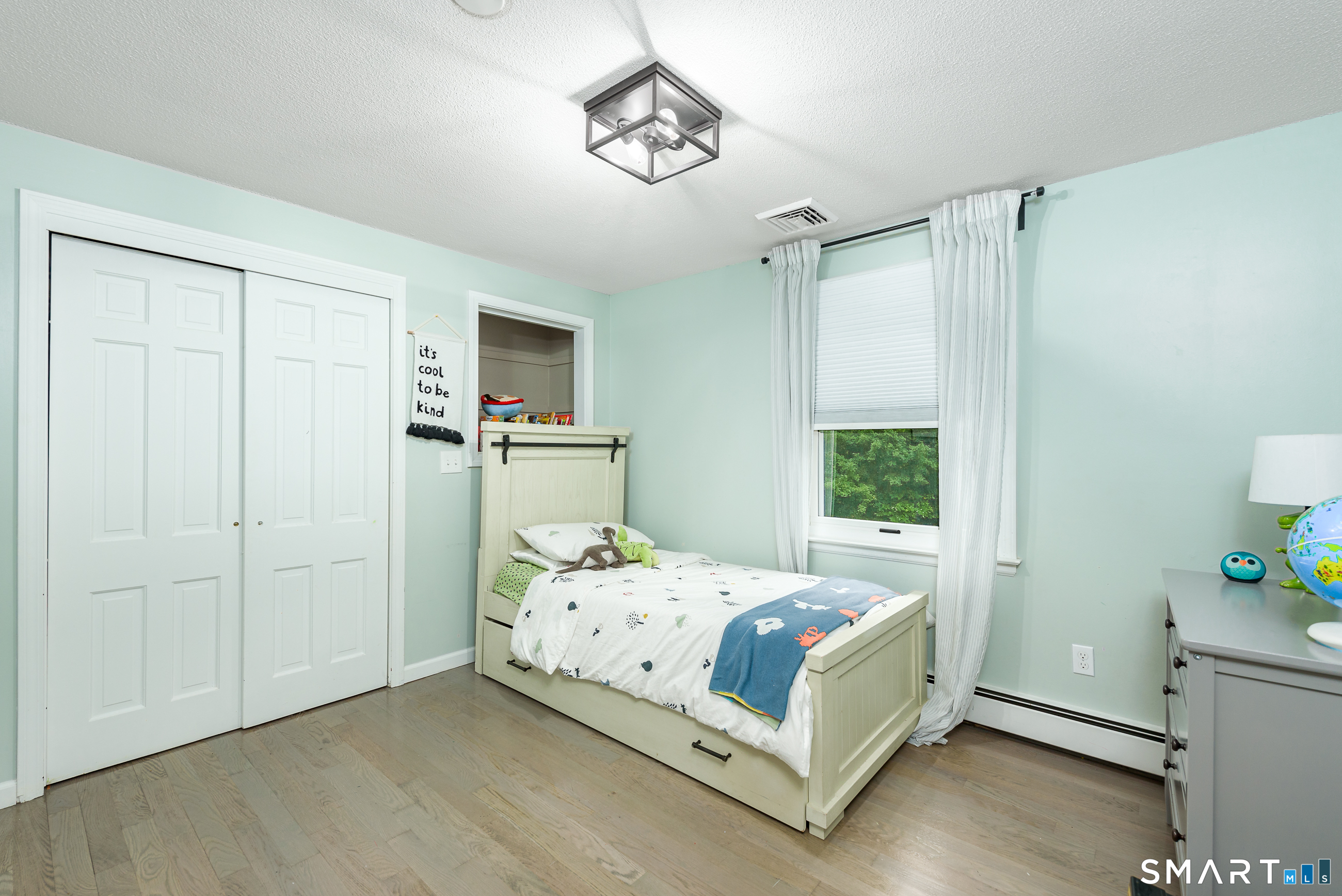 508 Oakwood Drive Glastonbury CT 06033