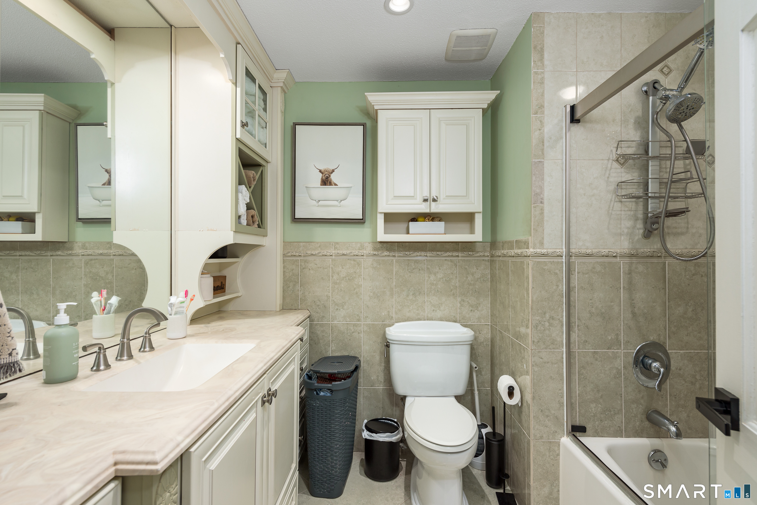 508 Oakwood Drive Glastonbury CT 06033