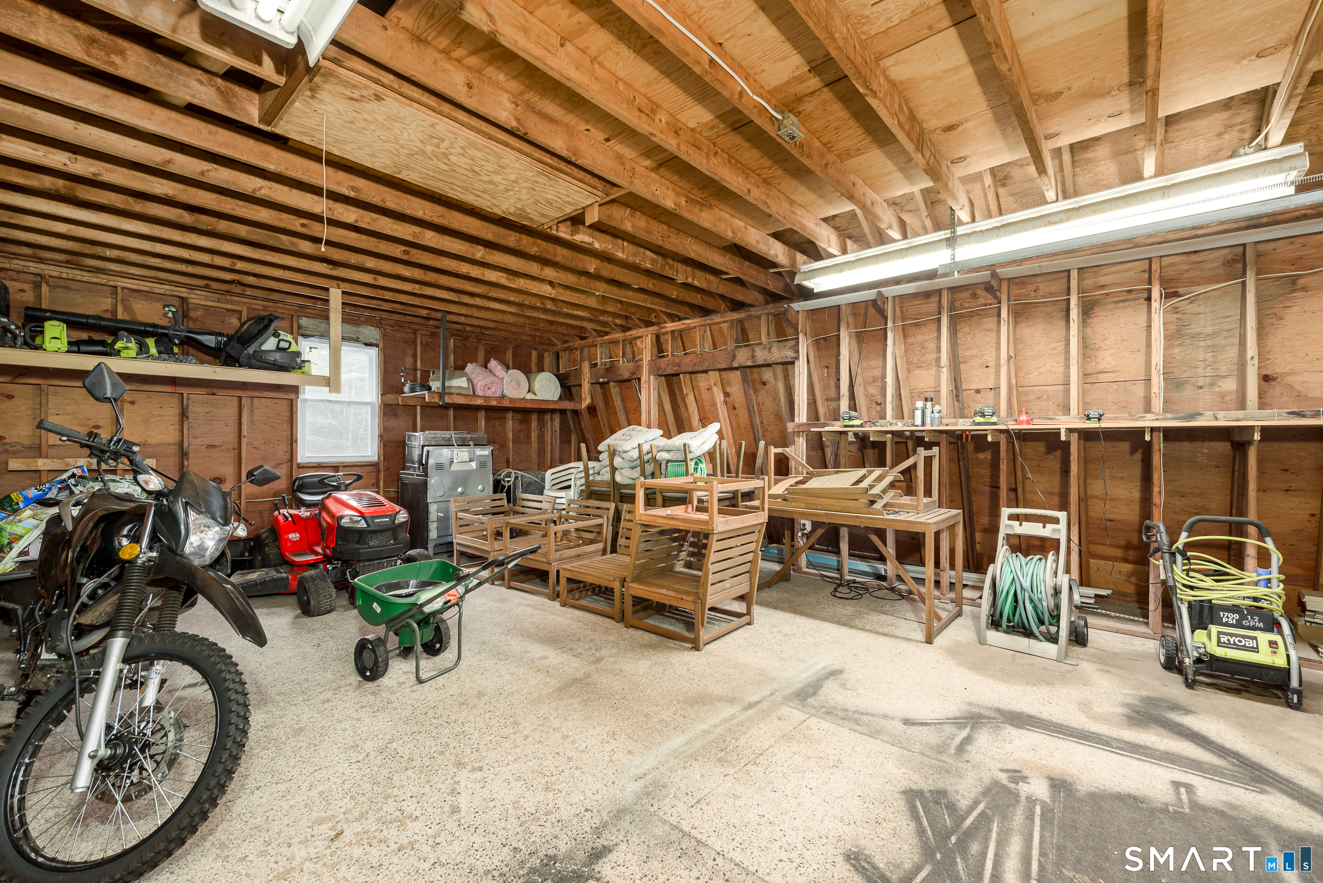 508 Oakwood Drive Glastonbury CT 06033
