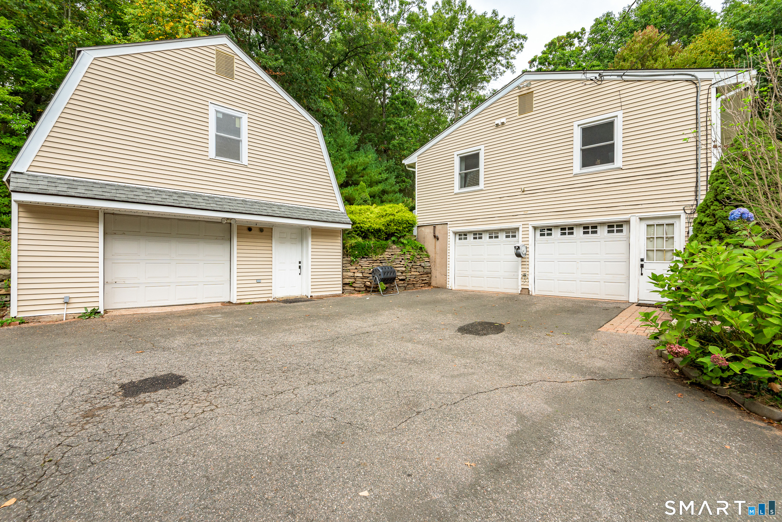 508 Oakwood Drive Glastonbury CT 06033
