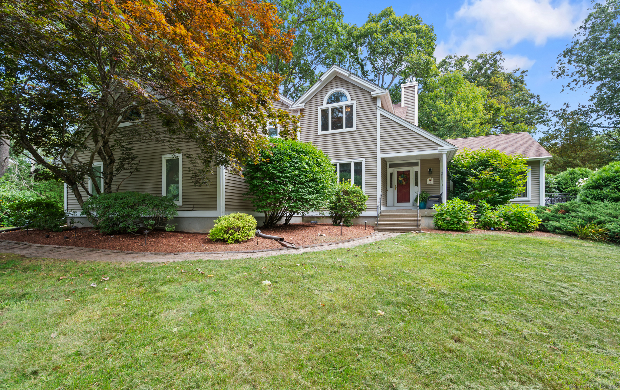 6 Winthrop Drive Hebron CT 06248
