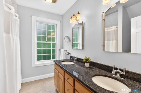 7 Avery Way Simsbury CT 06070