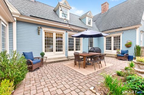 7 Avery Way Simsbury CT 06070