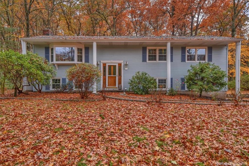 16 Vale Road Brookfield CT 06804