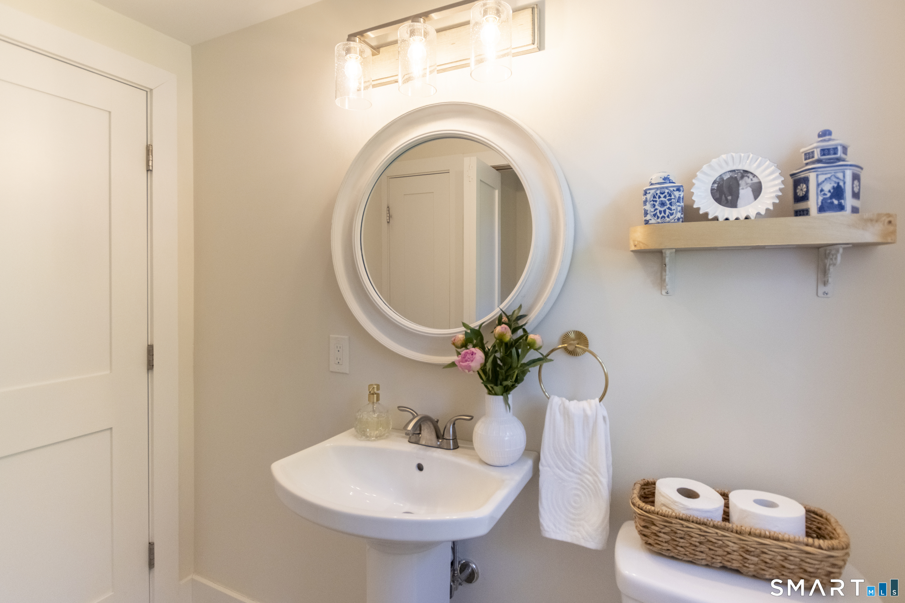 34 Robinwood Road Trumbull CT 06611