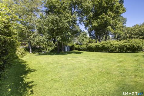 34 Robinwood Road Trumbull CT 06611