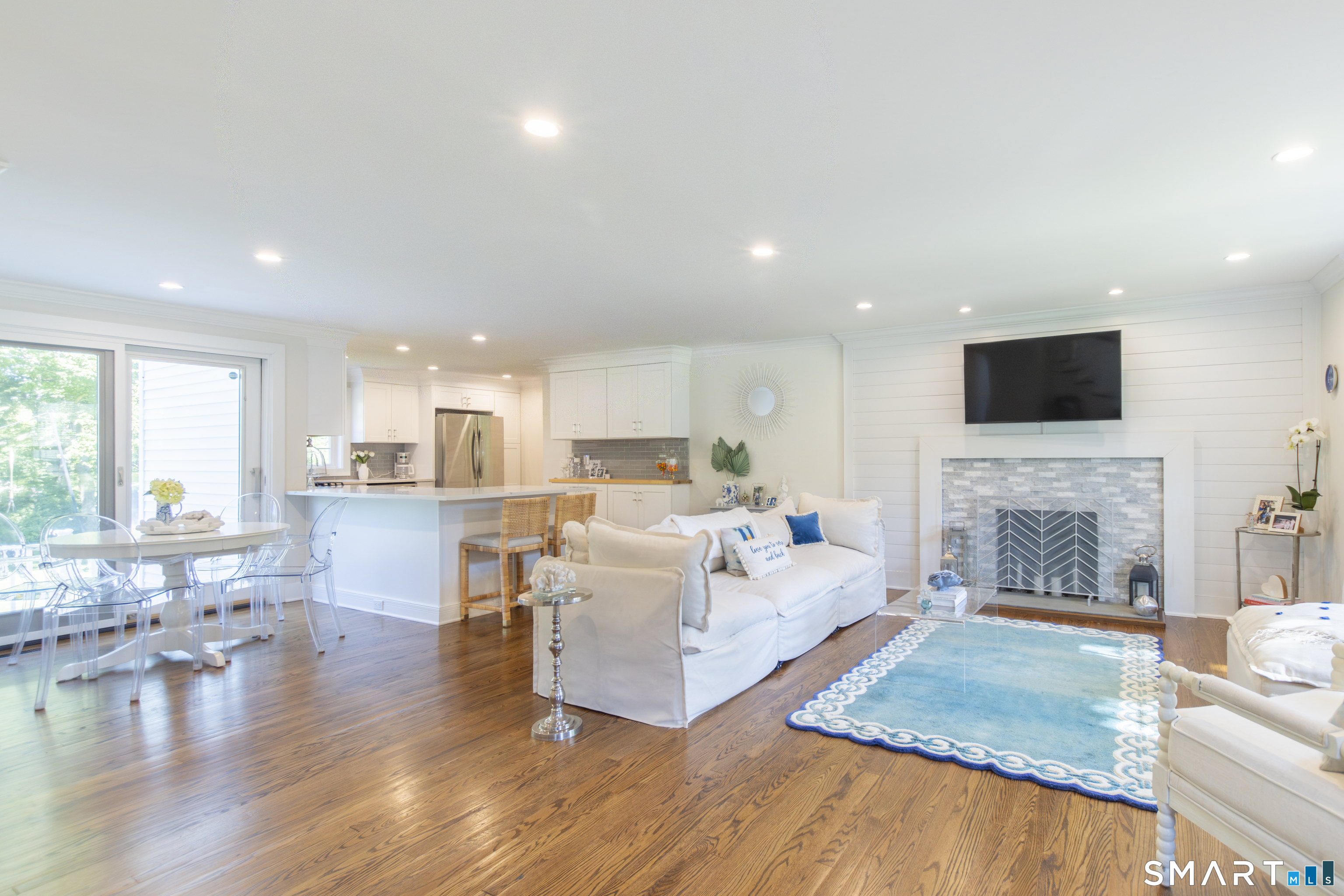 34 Robinwood Road Trumbull CT 06611