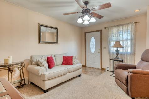 5 Windmill Road Enfield CT 06082