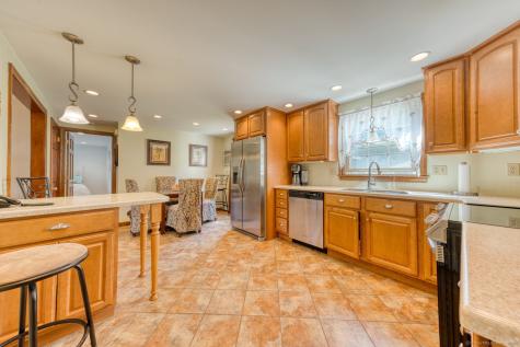 5 Windmill Road Enfield CT 06082