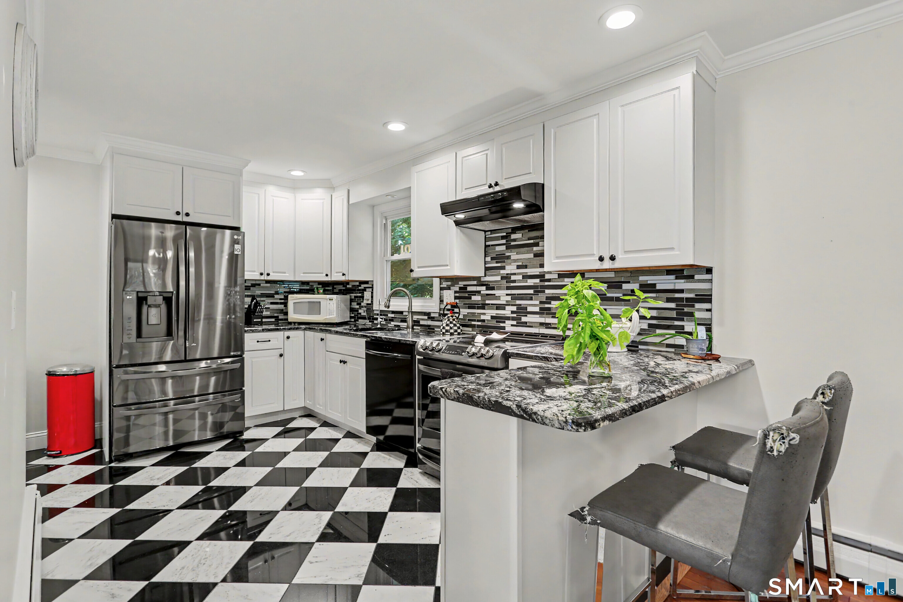 150 Suzanne Circle Trumbull CT 06611