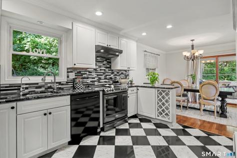 150 Suzanne Circle Trumbull CT 06611