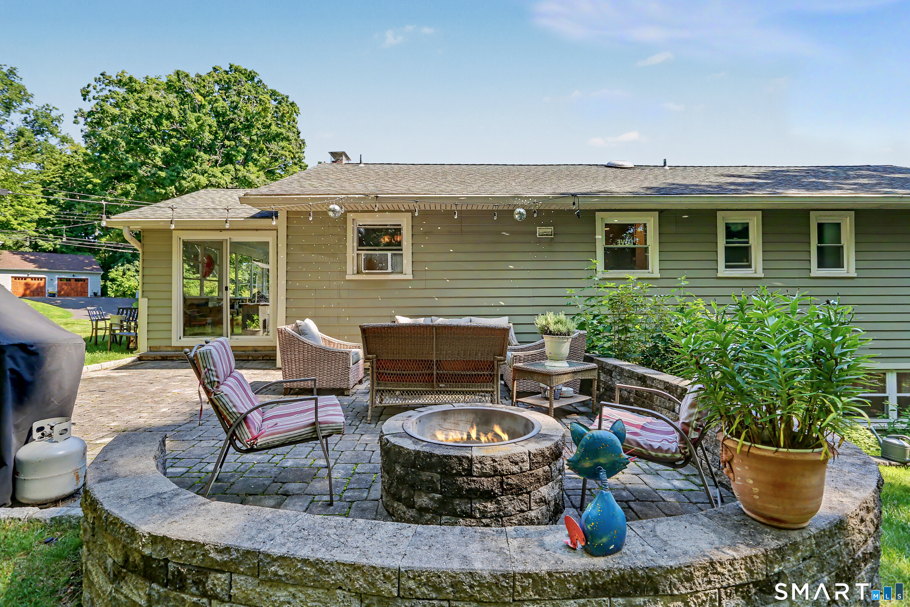 150 Suzanne Circle Trumbull CT 06611