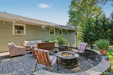 150 Suzanne Circle Trumbull CT 06611