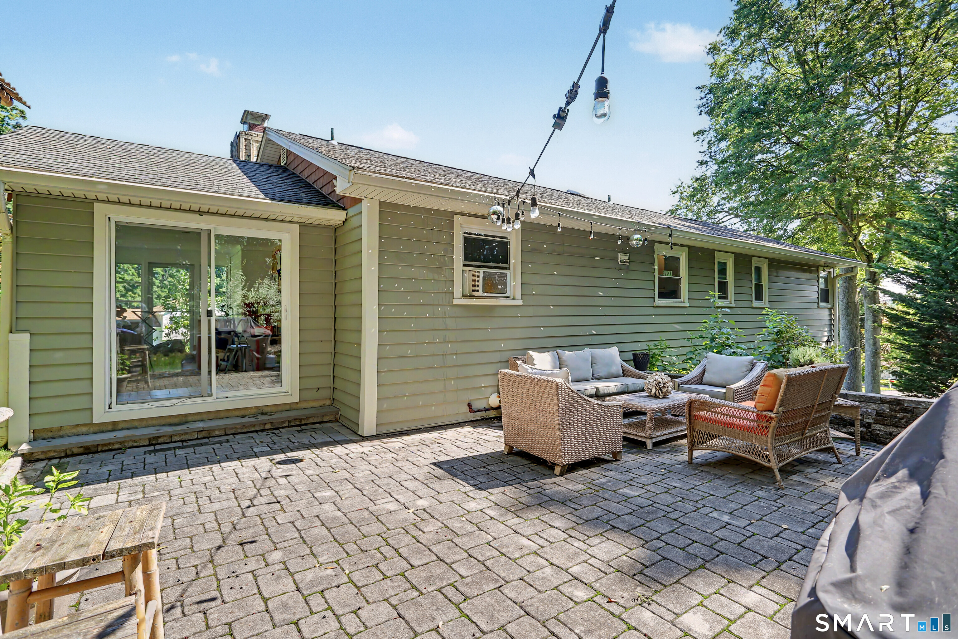 150 Suzanne Circle Trumbull CT 06611
