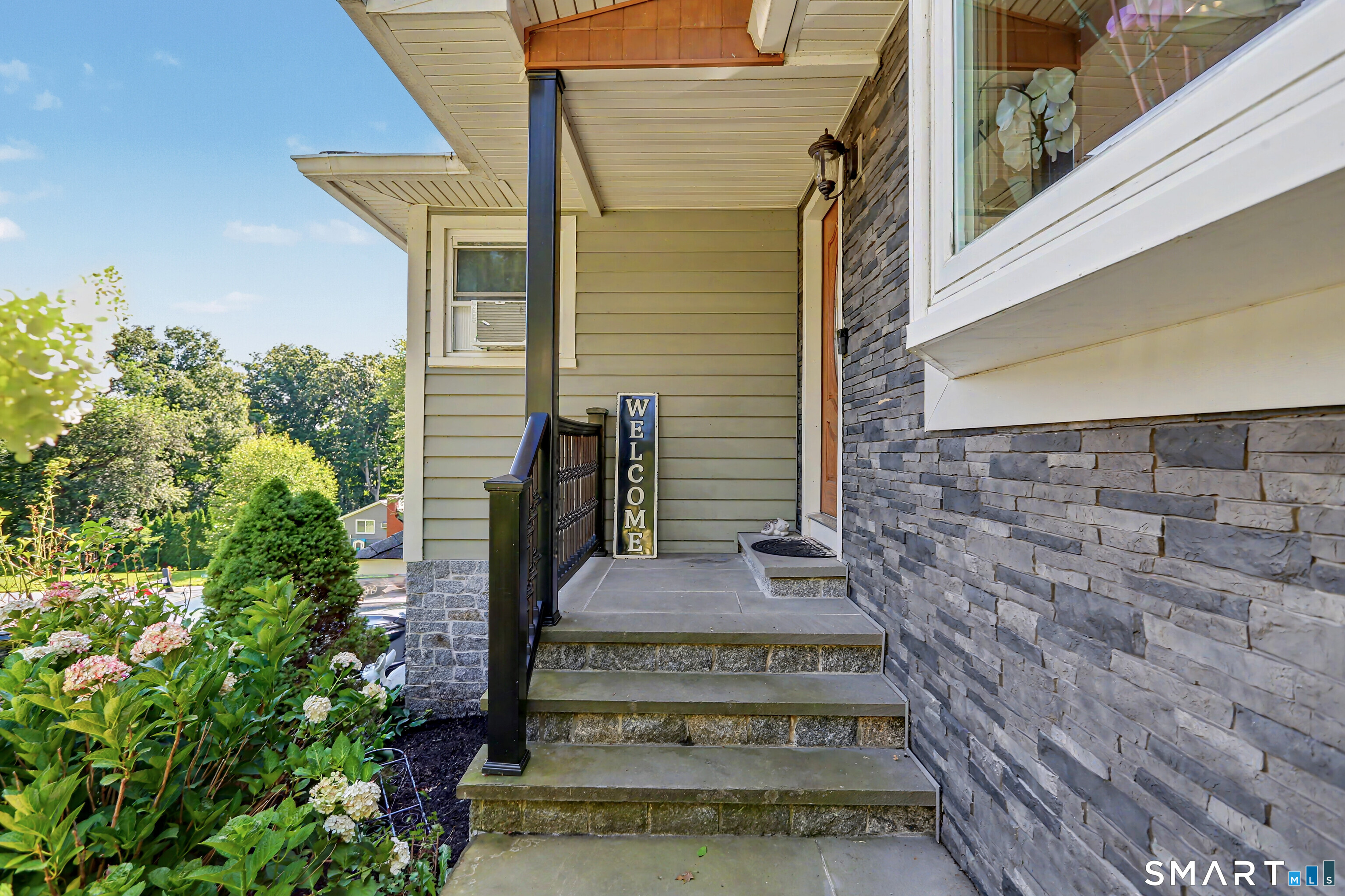 150 Suzanne Circle Trumbull CT 06611