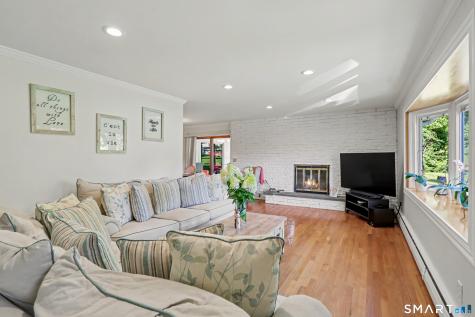 150 Suzanne Circle Trumbull CT 06611